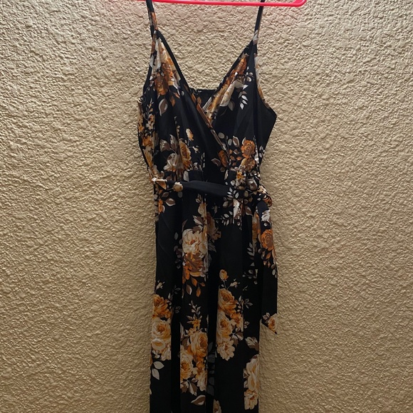 Shein Dress - Picture 1 of 2